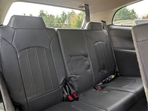 Used 2016 Buick Enclave Premium w/ Trailering Package image 38