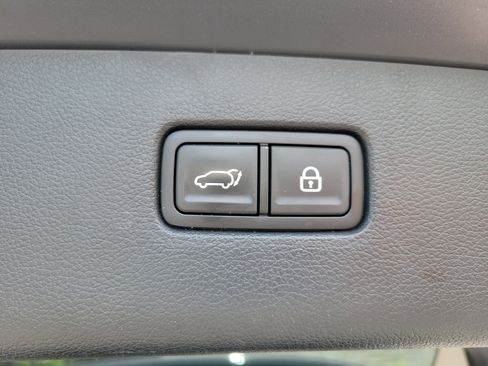 Used 2021 Genesis GV80 2.5T AWD/4WD image 12