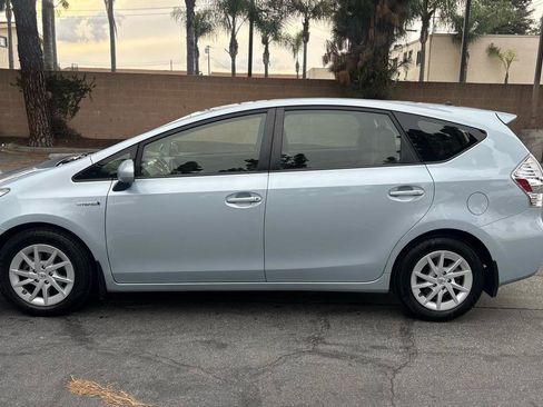 Used 2013 Toyota Prius V Two image 17