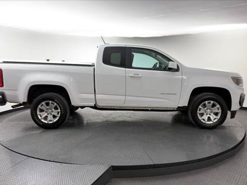Used 2022 Chevrolet Colorado LT w/ Fleet Safety Package RWD image 10