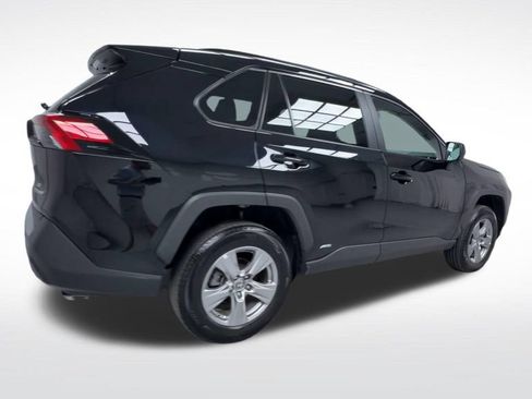 Certified 2024 Toyota RAV4 LE AWD/4WD image 9