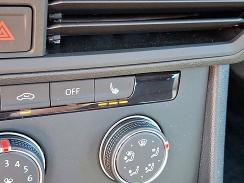 Certified 2024 Volkswagen Jetta Sport image 26