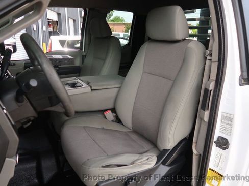 Used 2017 Ford F250 XL w/ Power Equipment Group AWD/4WD image 10