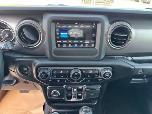 Used 2021 Jeep Wrangler Unlimited Sport AWD/4WD image 13
