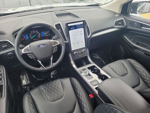 Used 2023 Ford Edge Titanium w/ Class II Trailer Tow Package image 24