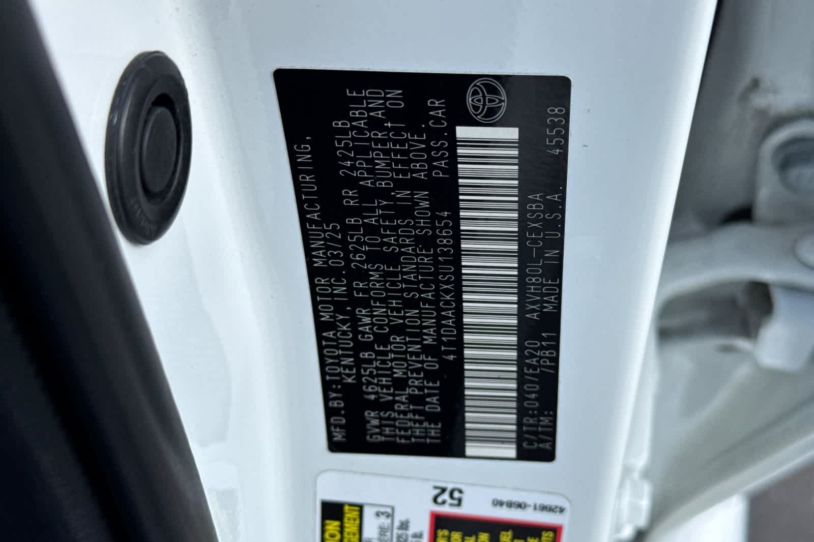 Used 2025 Toyota Camry SE FWD image 27