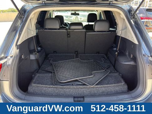 Used 2018 Volkswagen Tiguan SE FWD image 7