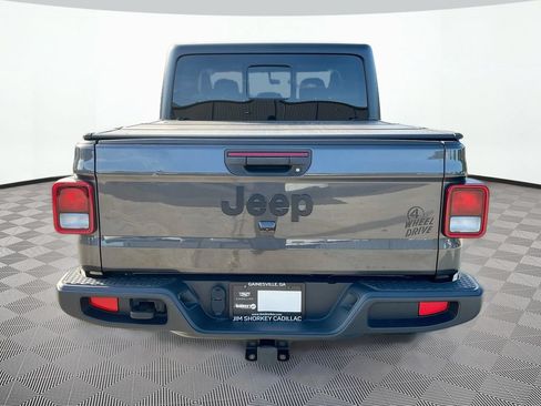 Used 2023 Jeep Gladiator Sport AWD/4WD image 7