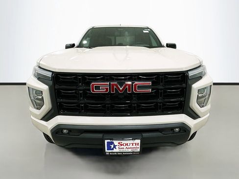 New 2026 GMC Canyon Elevation w/ Convenience Package image 2