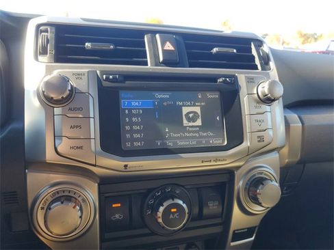 Used 2019 Toyota 4Runner SR5 Premium image 21