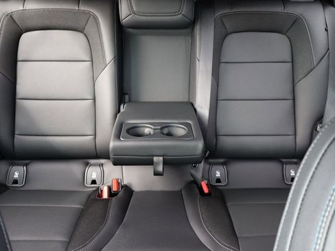 New 2026 Chevrolet Equinox EV LT image 36