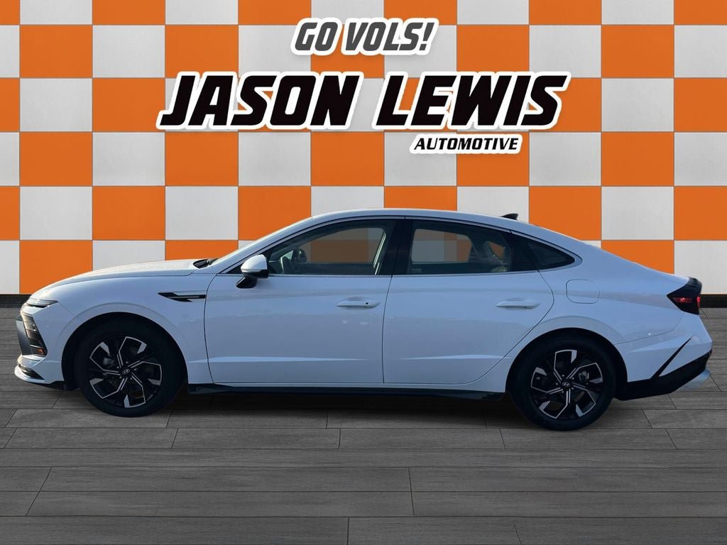 Used 2025 Hyundai Sonata SEL FWD image 6