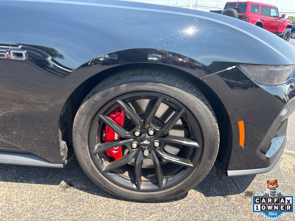 Used 2025 Ford Mustang GT Premium RWD image 12