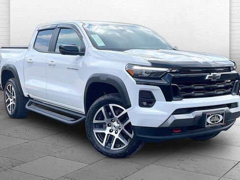 Used 2024 Chevrolet Colorado Z71 w/ Z71 Convenience Package 2 AWD/4WD image 1