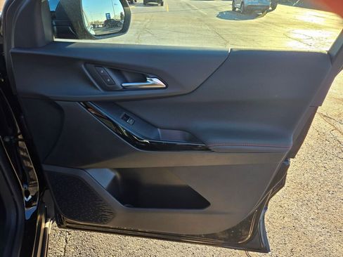 New 2026 Chevrolet Equinox RS image 6