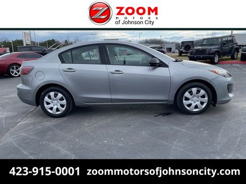 Used 2013 MAZDA MAZDA3 i SV image 1