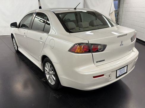 Used 2016 Mitsubishi Lancer ES FWD image 3