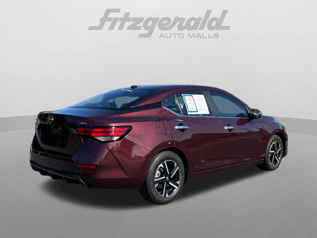 Used 2024 Nissan Sentra SV FWD image 11