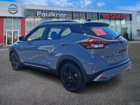 Certified 2023 Nissan Kicks SR FWD image 4