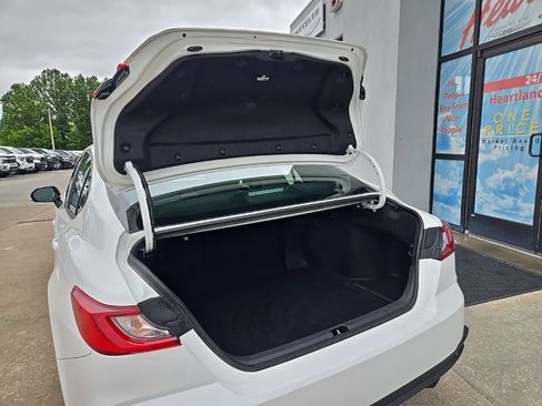 Used 2025 Toyota Camry SE FWD image 81