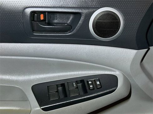 Used 2013 Toyota Tacoma 4x4 Double Cab image 15