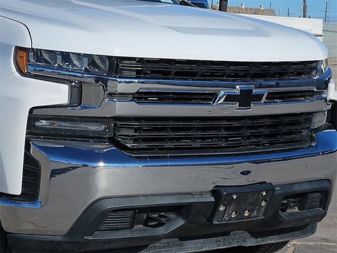 Used 2019 Chevrolet Silverado 1500 LT w/ Texas Edition image 7