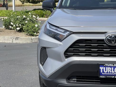 Used 2024 Toyota RAV4 LE image 4