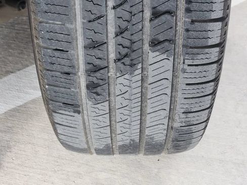 Used 2021 Ford Explorer Limited w/ Equipment Group 301A RWD image 12