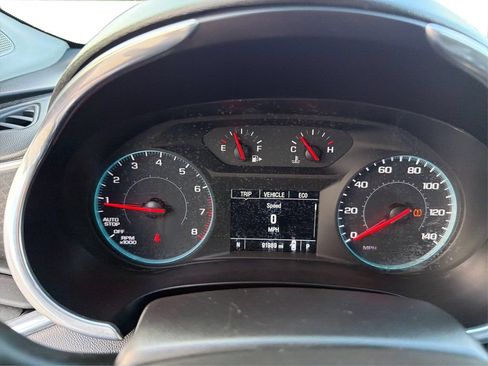 Used 2020 Chevrolet Malibu LT FWD image 17