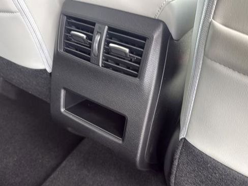 New 2026 Mitsubishi Outlander SE image 25