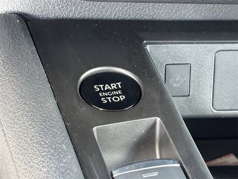 New 2026 Nissan Kicks SV image 19