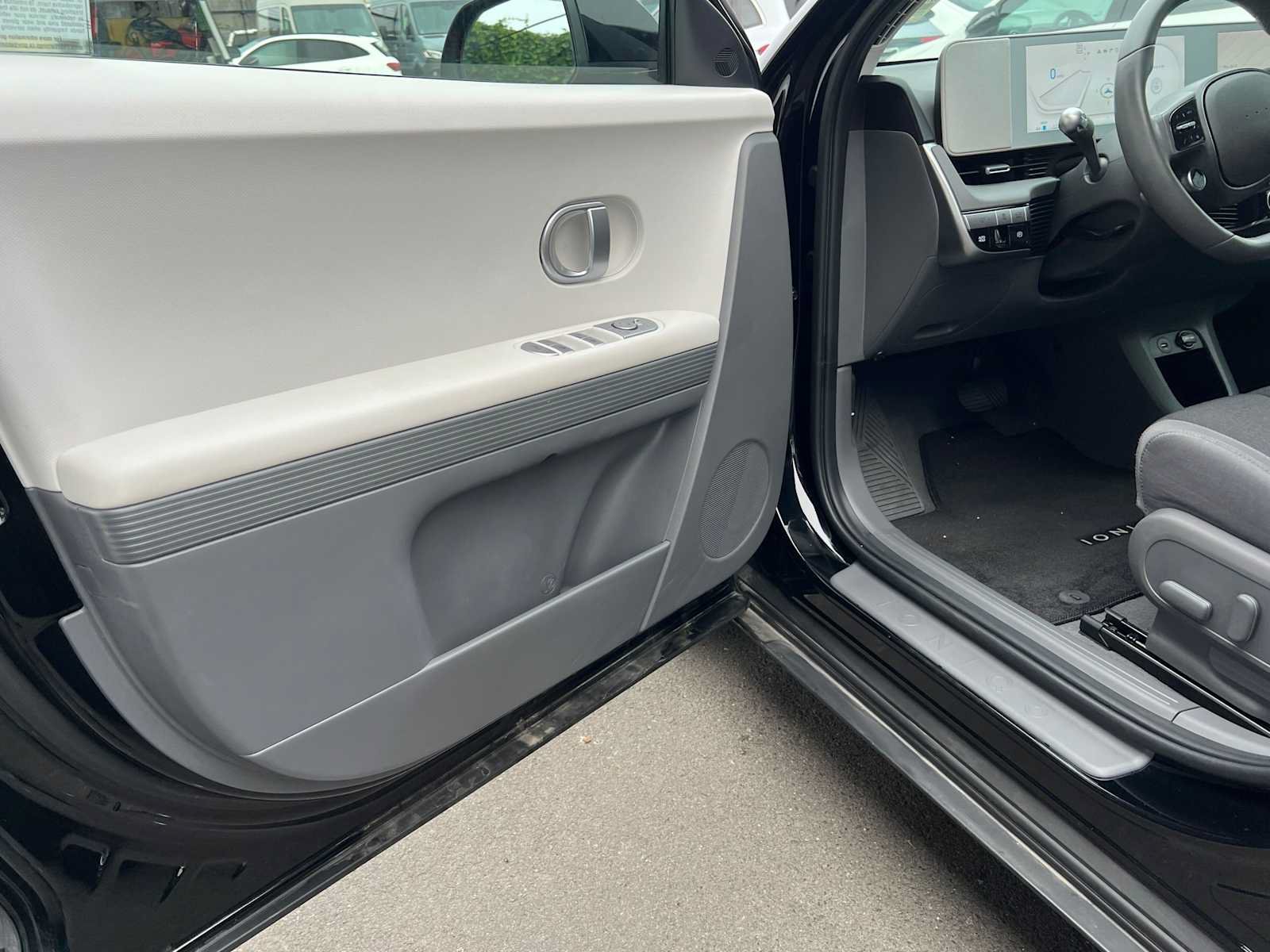 Used 2024 Hyundai Ioniq 5 SEL RWD image 20