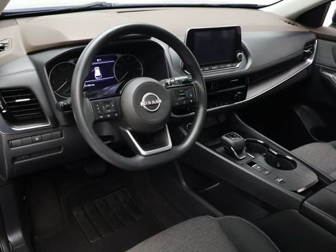 Used 2023 Nissan Rogue SV FWD image 15