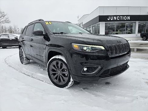 Certified 2021 Jeep Cherokee Latitude Lux 80th Anniv w/ Quick Order Package 26U 80TH image 2