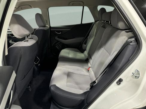 Used 2024 Subaru Outback Premium image 9