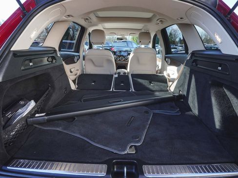 Used 2020 Mercedes-Benz GLC 300 GLC 300 image 39