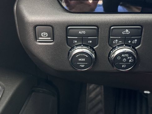 Certified 2024 GMC Sierra 1500 Elevation AWD/4WD image 24