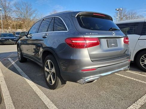 Used 2019 Mercedes-Benz GLC 300 w/ Premium Package image 5