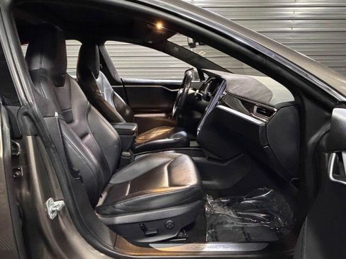 Used 2015 Tesla Model S 85 image 14