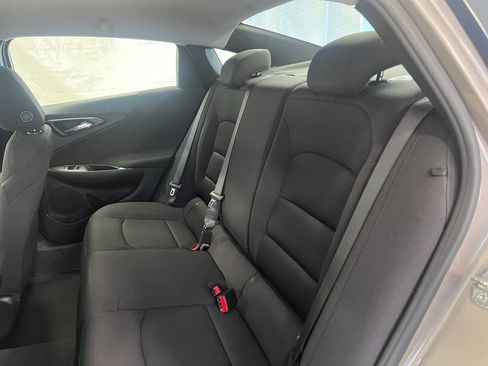 Used 2022 Chevrolet Malibu RS image 37
