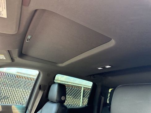 Used 2019 Chevrolet Silverado 1500 LT Trail Boss image 4