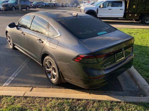 Used 2024 Honda Accord EX image 28