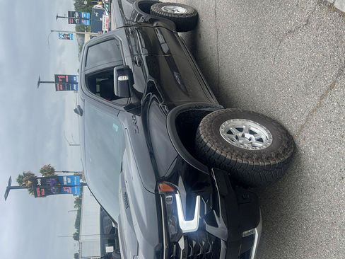 Used 2024 Chevrolet Silverado 1500 ZR2 w/ Technology Package AWD/4WD image 1