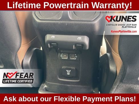 Used 2021 Jeep Wrangler Unlimited Rubicon image 32