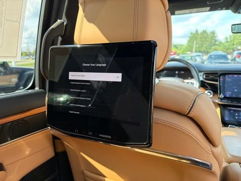 Certified 2024 Jeep Grand Wagoneer L Series III w/ Rear Seat Video Group 1 AWD/4WD image 19
