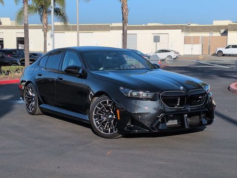 Used 2025 BMW M5 w/ M Driver's Package image 2