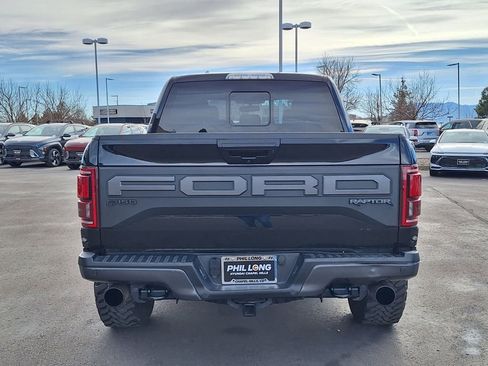 Used 2019 Ford F150 Raptor w/ Equipment Group 802A Luxury image 4