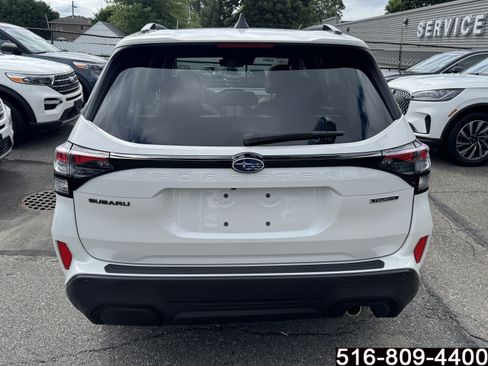 Used 2025 Subaru Forester Touring AWD/4WD image 6