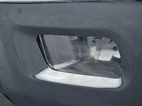 Used 2016 RAM 3500 Laramie Longhorn image 10