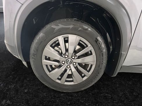 Used 2022 Nissan Pathfinder SV image 27